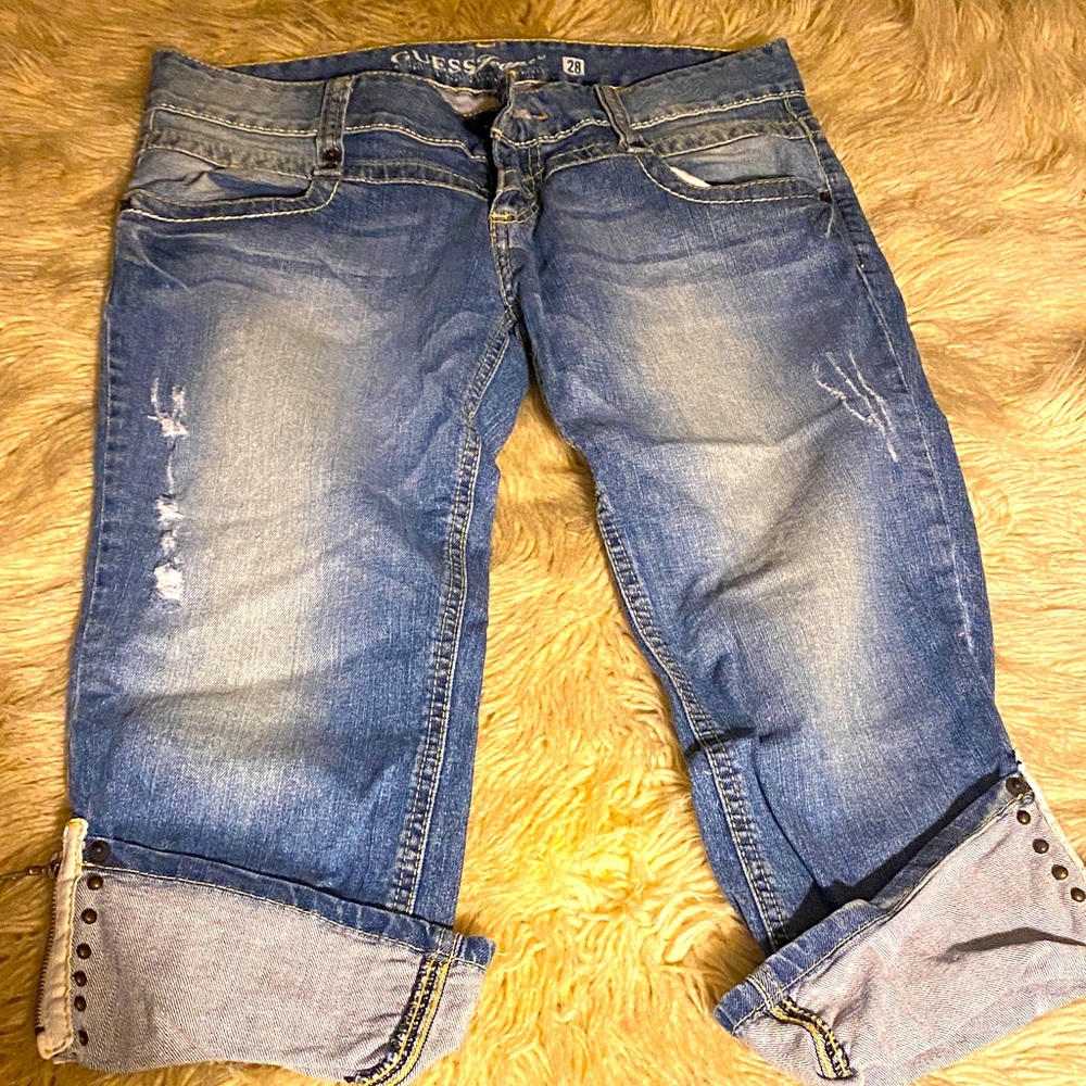 Guess Women's Light Blue Distressed Cropped Jeans🕊️🍒